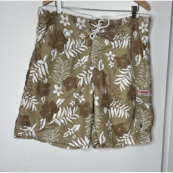 IZOD Men’s XL Hawaiian Print Tan and White 40” X 8.5” Cargo Pocket Swim Trunks - Picture 2 of 10